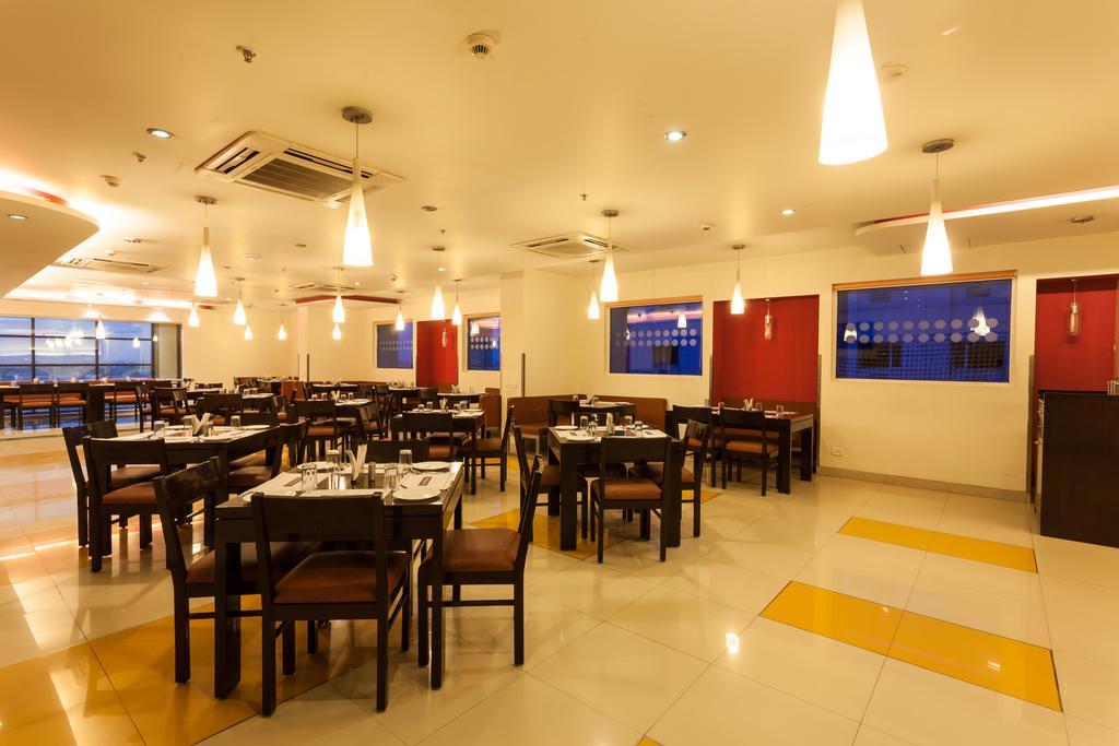 Indore Buitenkant foto
