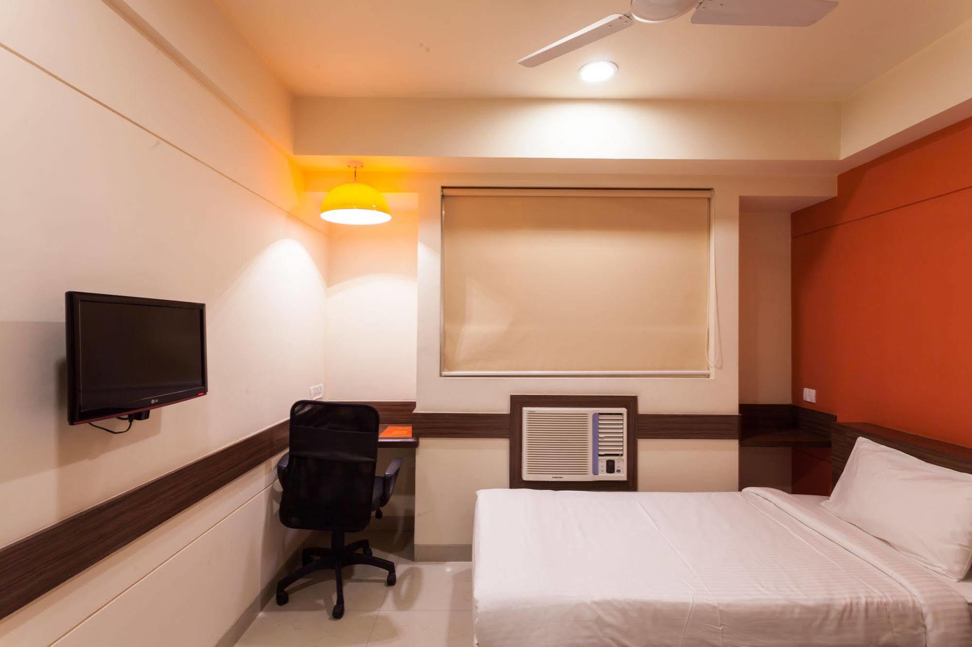 Indore Buitenkant foto